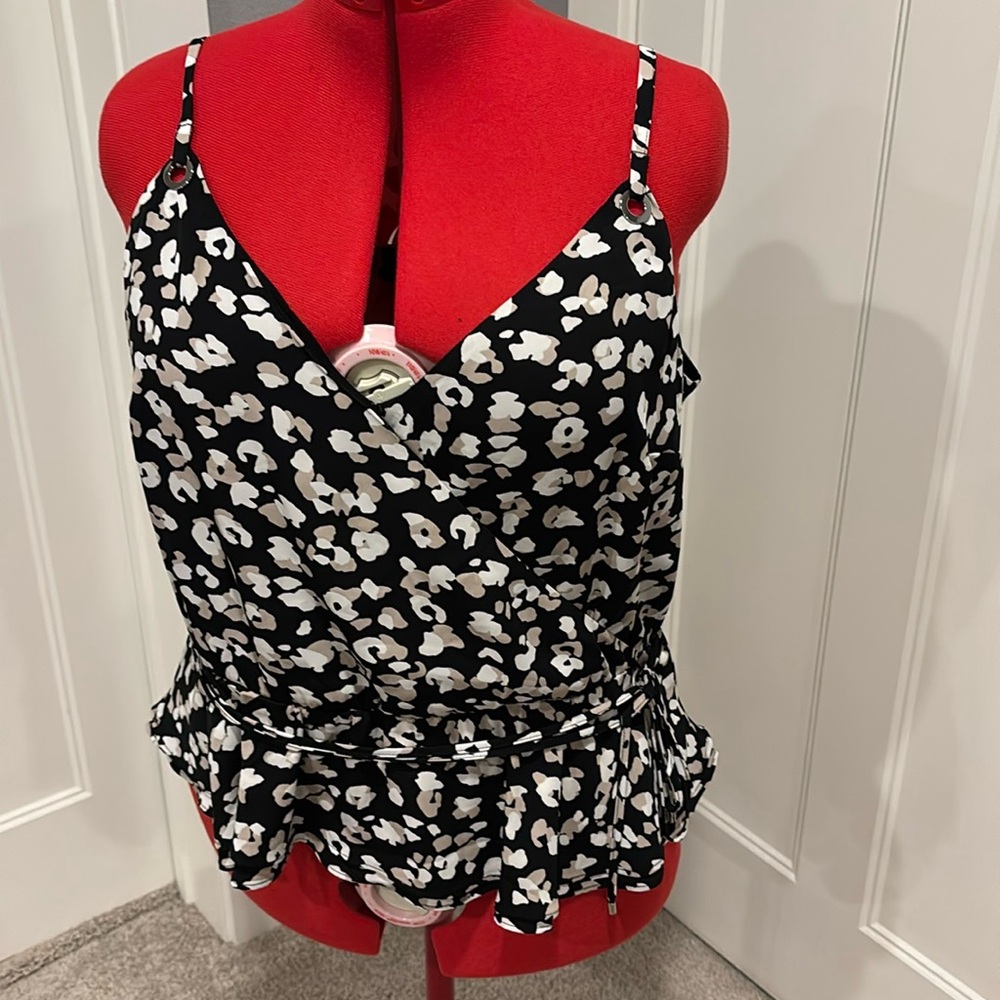 White House Black Market peplum tank